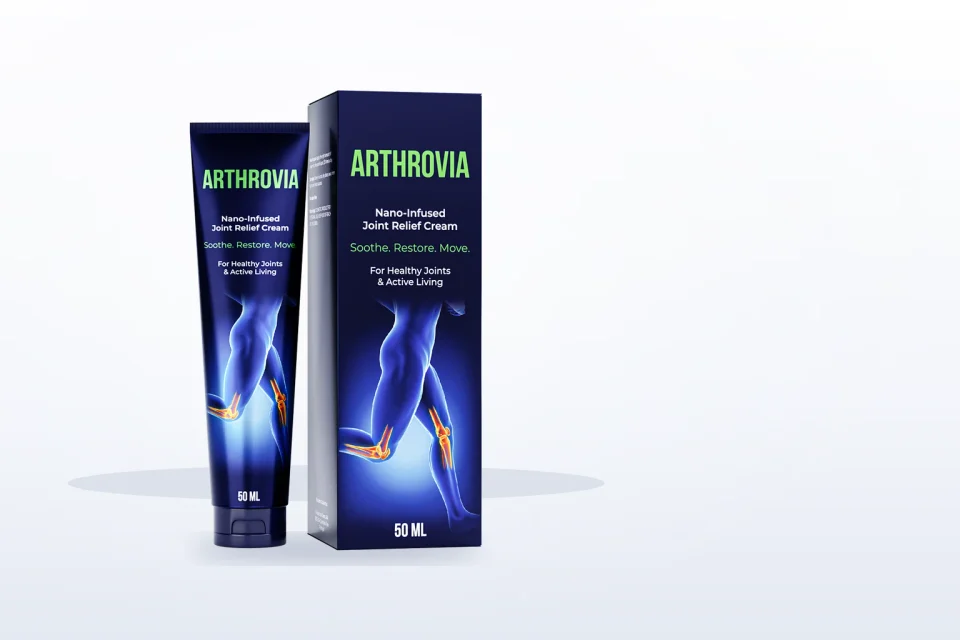 Arthrovia neben einem Versandkarton: der Weg vom Hersteller direkt zur Kundin